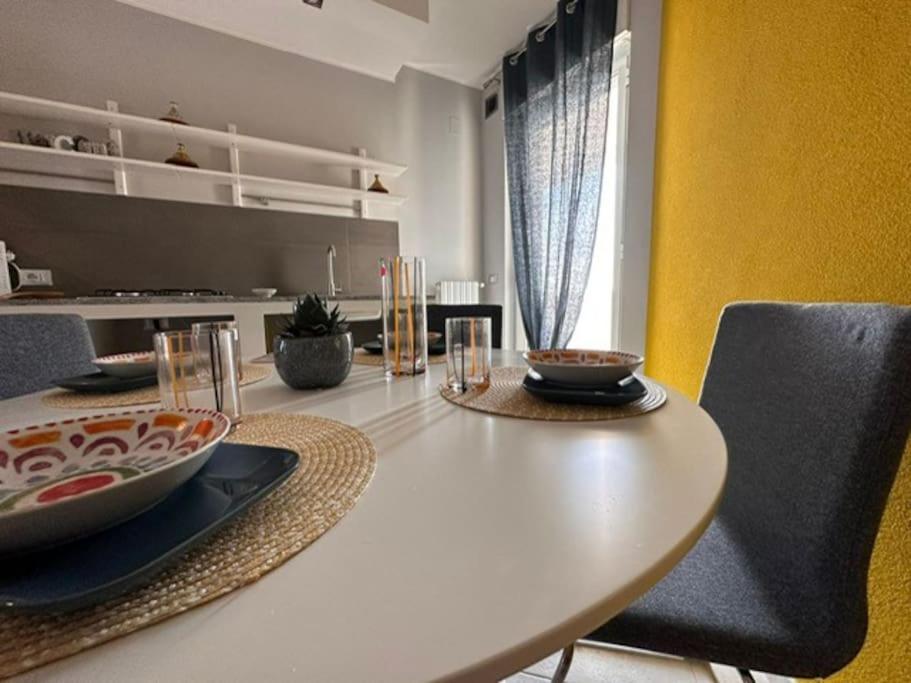 Faro Sul Mare Luxury Apartment - Zona Fiera Bari Exterior foto